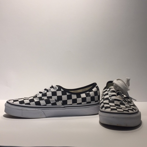 Black and white checkered vans - Picture 2 of 7